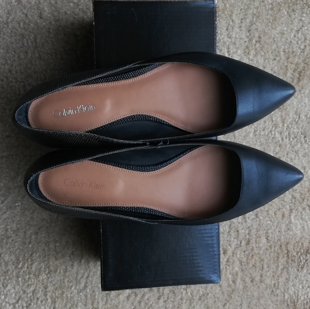 Calvin Klein Flats